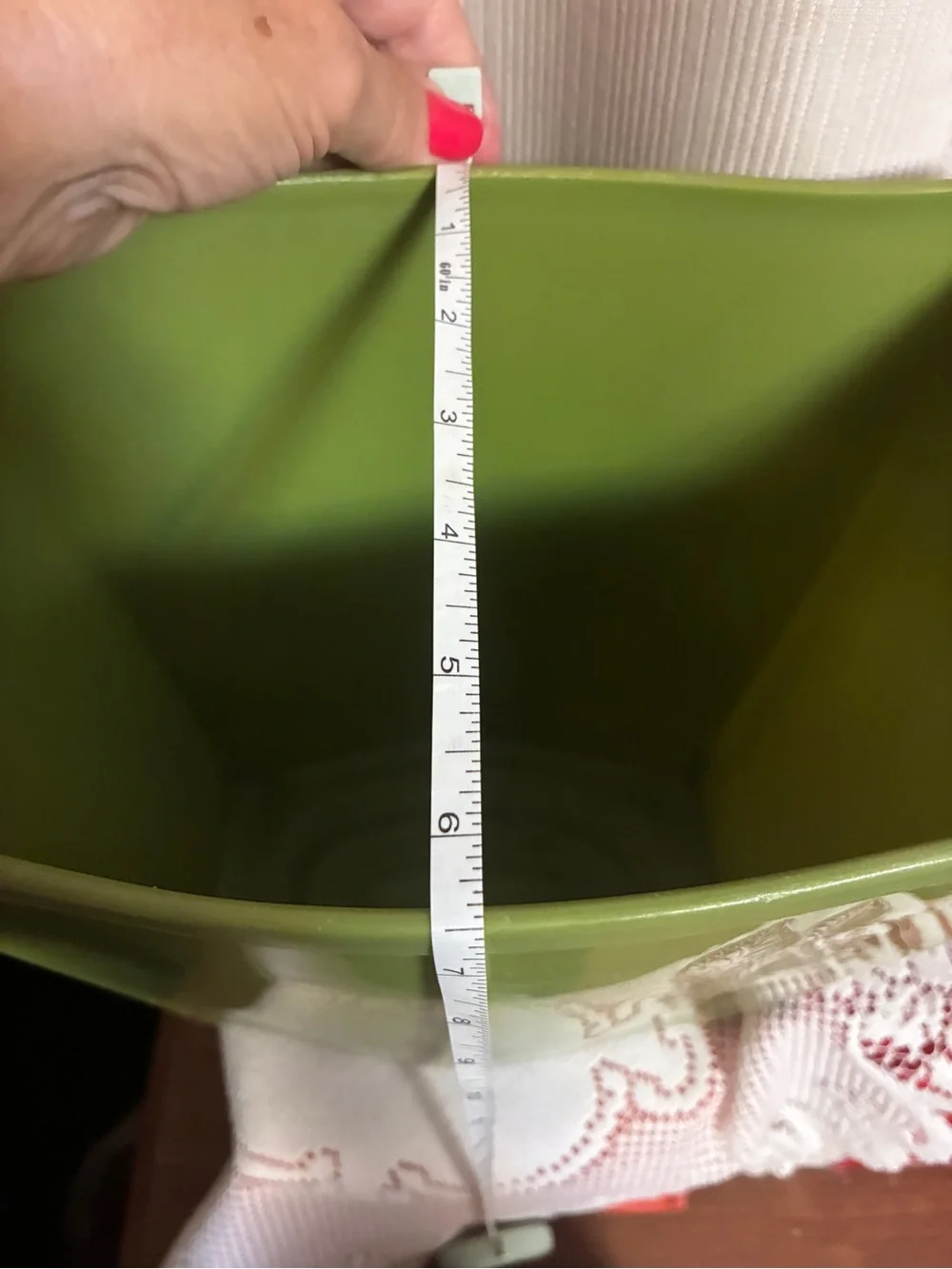 Vintage Avocado Green Decorative Leaf Wastebasket 1970s